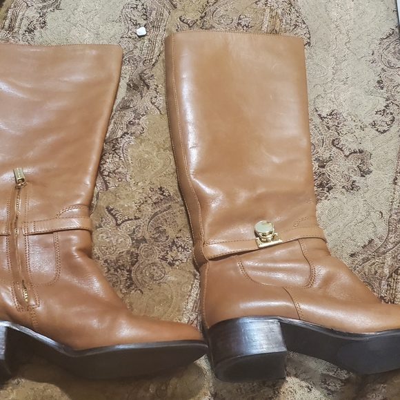 Michael Kors Locket Boots - Picture 2 of 3